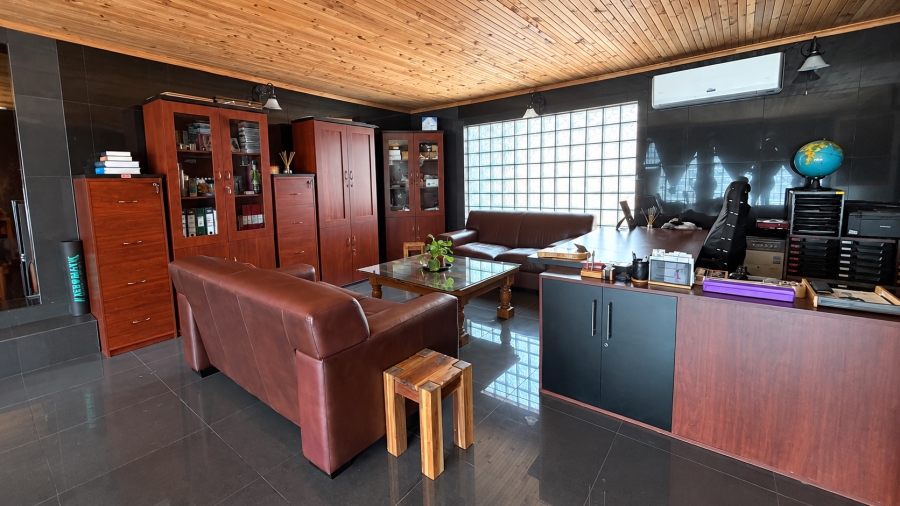 5 Bedroom Property for Sale in Protea Heights Western Cape